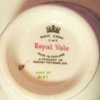Signed Royal Vale Made in England Teacup