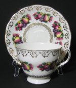 Colclough Fanciful Fruits Teacup