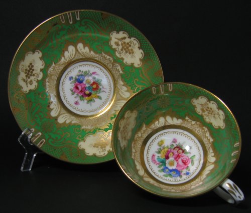 Ornate Design Gilt with Center Flowers