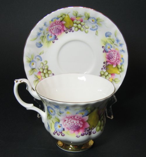 Vintage Royal Albert Country Fayre Series Teacup