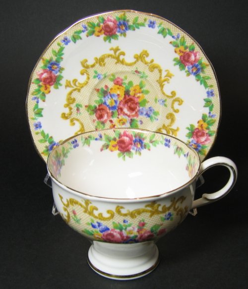 Paragon Minuet Teacup and Saucer - Corset Style Cup