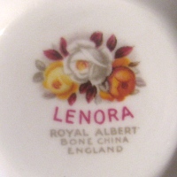 Lenora Royal Albert Bone China England