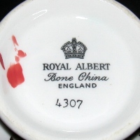 Royal Albert 4307
