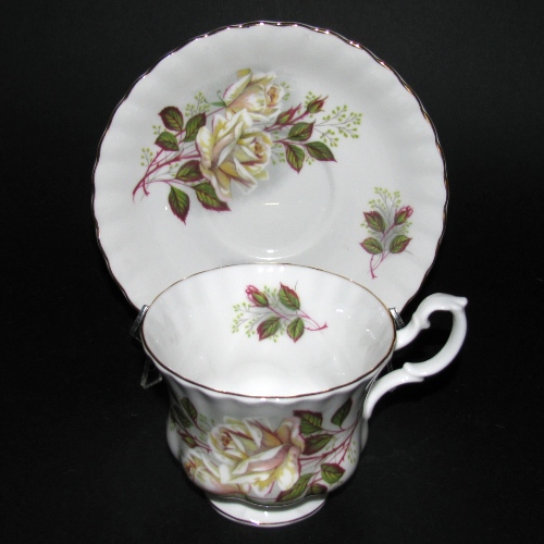 White Roses Teacup