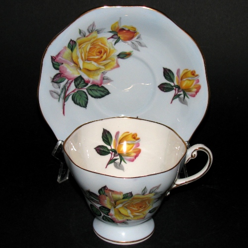 oley Yellow Roses Blue Teacup and Saucer