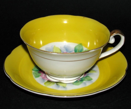 Yellow Japan Teacup