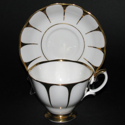 Royal Vale Gold Gilt Daisy Pattern Teacup and Saucer