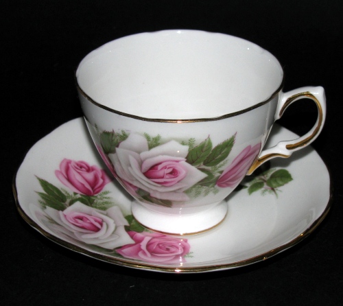 Pink White Roses Teacup