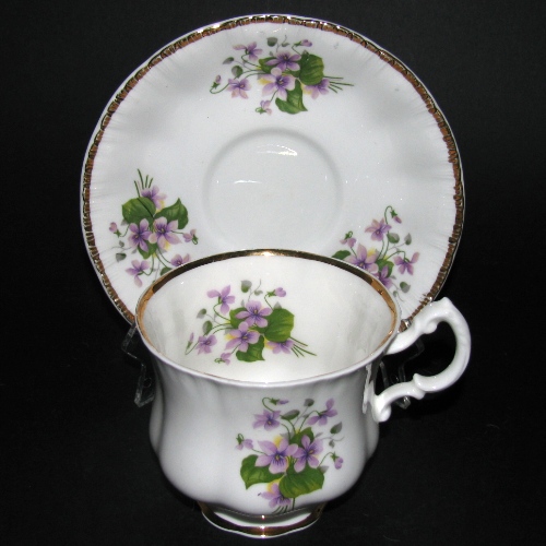 Violets Teacup