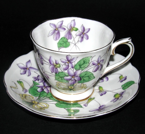 Violets Teacup