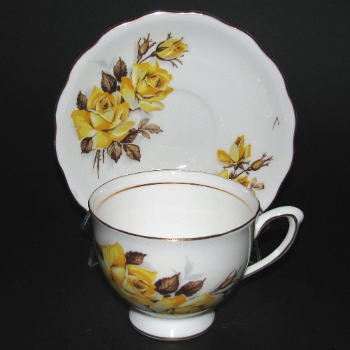 Colclough Yellow Roses Teacup