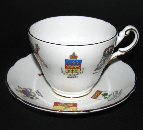 Royal Darwood Canada Emblems Teacup