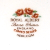 Royal Albert Cameo