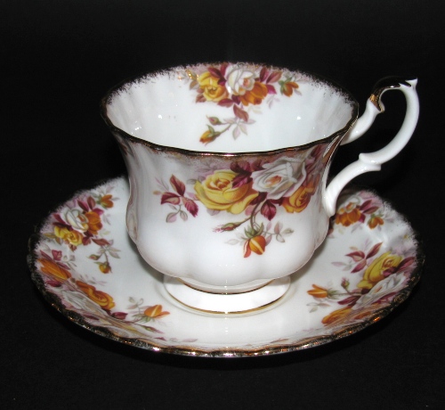 Lenora Teacup