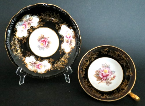 Shafford Black Footed Teacup