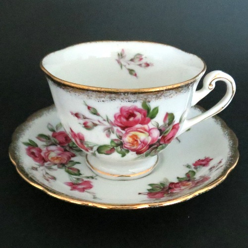 Shafford Rose Bouquet Teacup