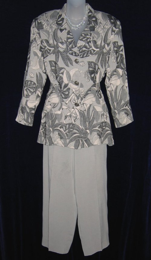 oseph Ribkoff Pant Suit Tropical Leaves