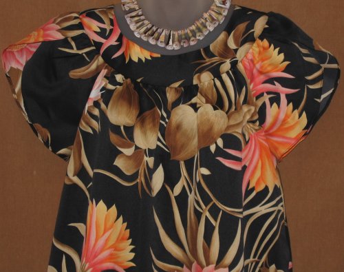 Hilo Hattie's Hawaiian Black Muumuu Peach Pink Tropical Flowers