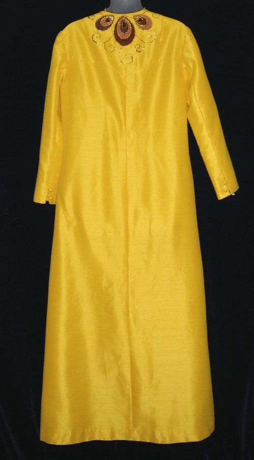Tori Richard Hawaiian Yellow Dress Robe - Back View