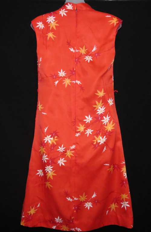 Hilo Hattie's Hawaii Dress