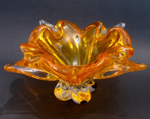 Chalet Orange Four Point Bowl Console