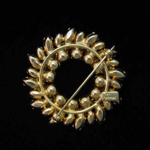 Vintage Round Brooch