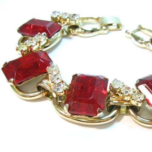 Juliana Red Bracelet