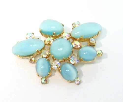 Juliana Cabochon Brooch