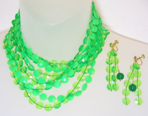 Vintage 3 Strand Plastic Necklace