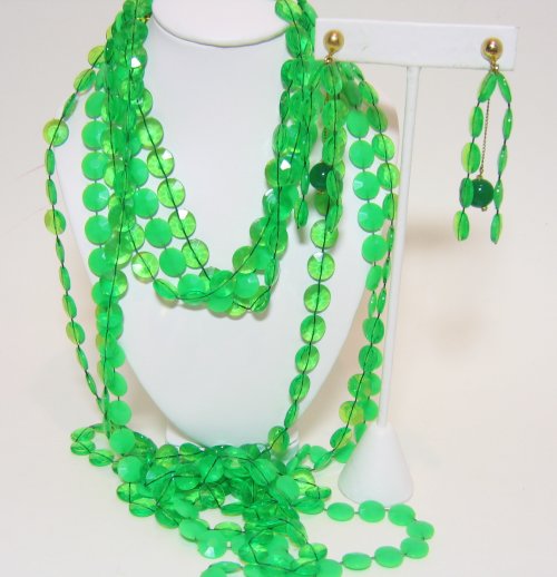 Green Faceted Necklace and Earrings