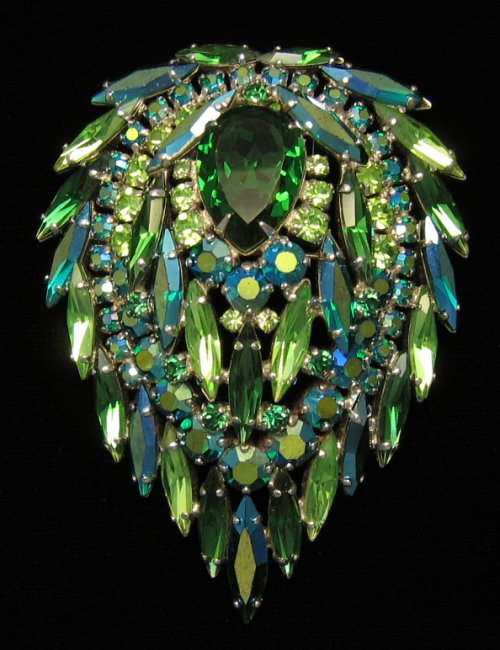 Vintage Green Rhinestone Brooch