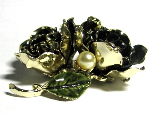 Vintage Coro Double Flower Brooch