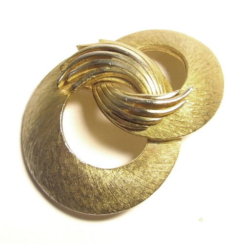 Corocraft Goldtone Circular Sections Brooch