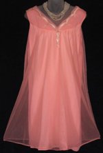 Vintage Queentex Peach Babydoll Peignoir