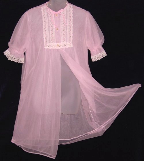 Vintage Patricia Pink Babydoll Peignoir