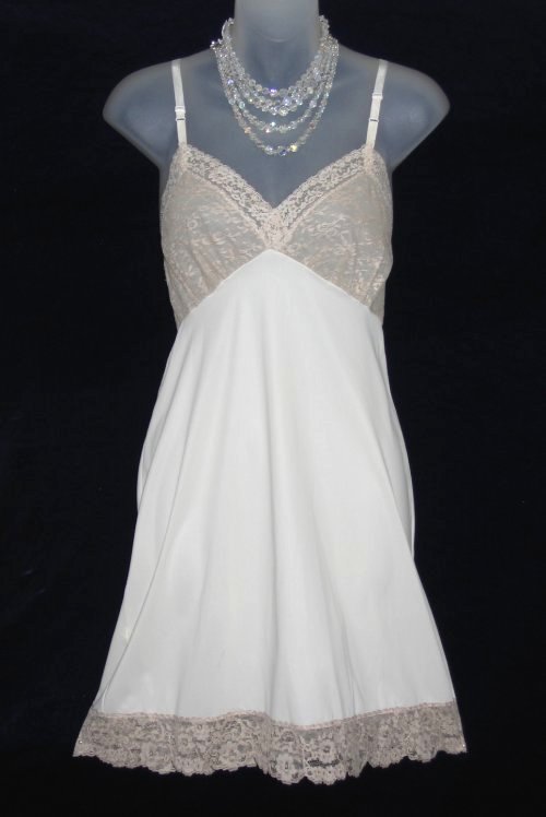 Van Raalte Cream Lace Full Slip