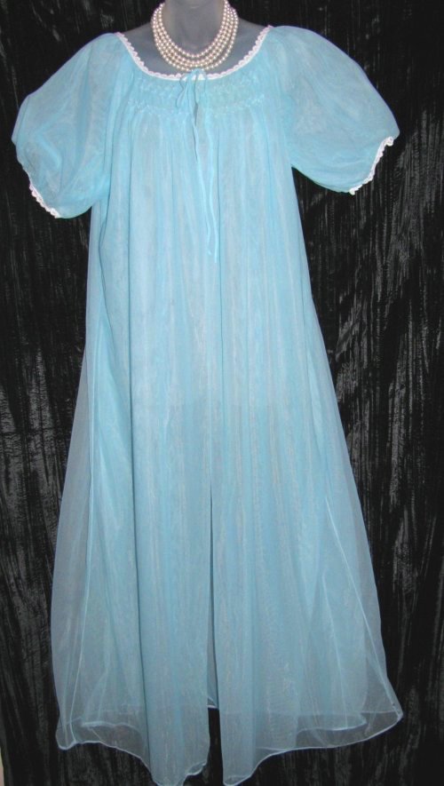 Double Chiffon Seed Pearl Peignoir Robe