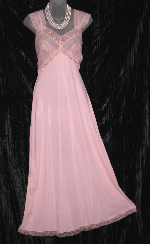 Sheer Chiffon Shadowbox Bust Lace Nightgown